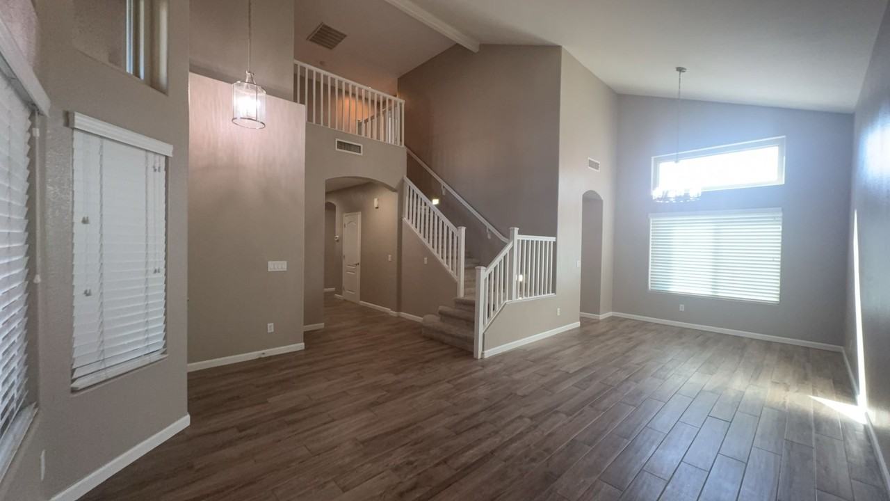 3871 E Remington Dr - Photo 4 of 21