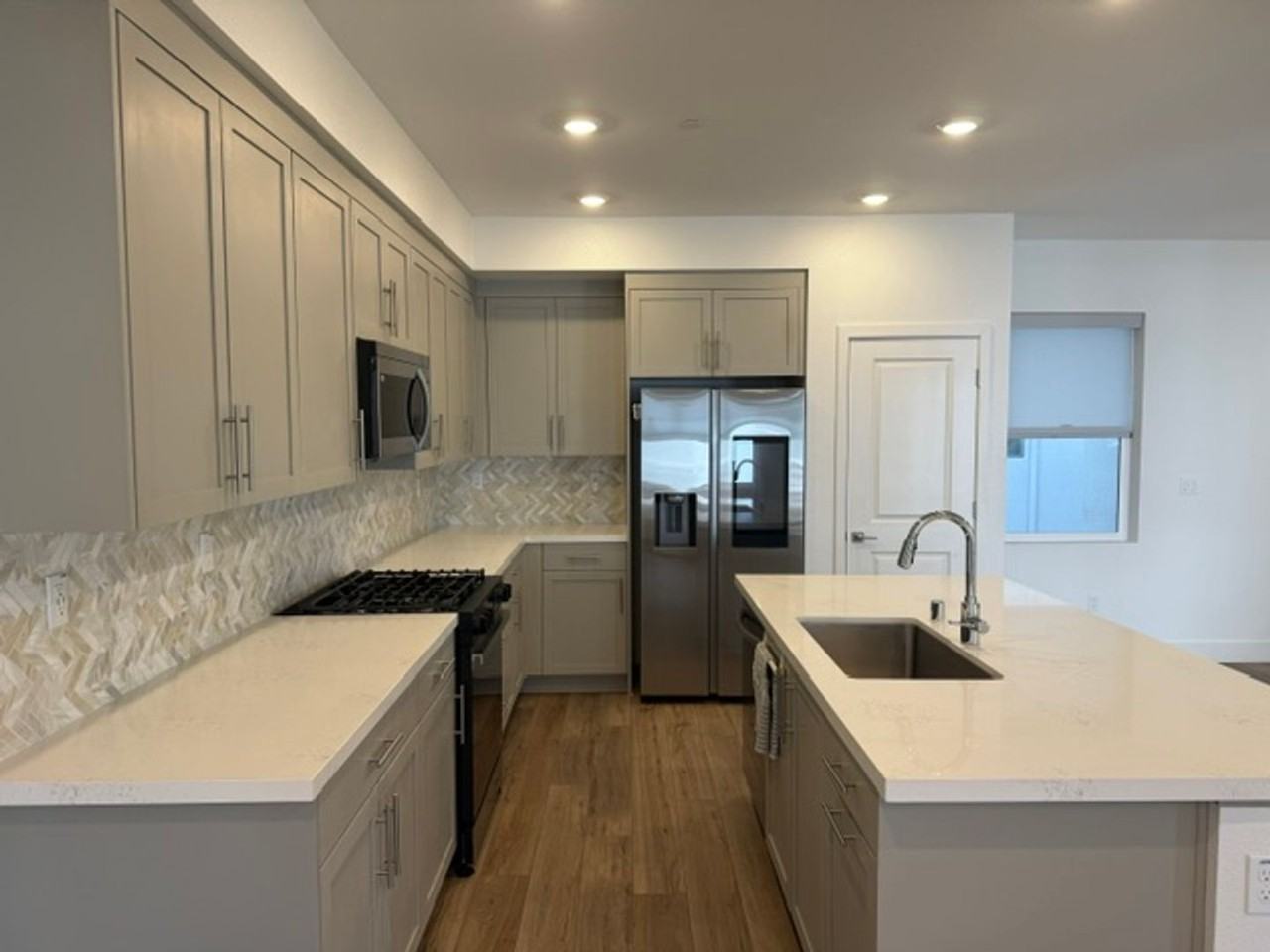 5460 Central Pkwy - Photo 4 of 21
