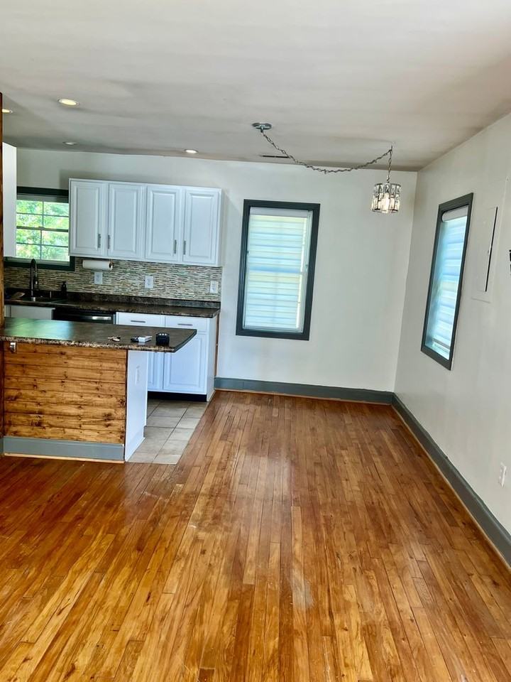 1007 Dozier Pl - Photo 5 of 13