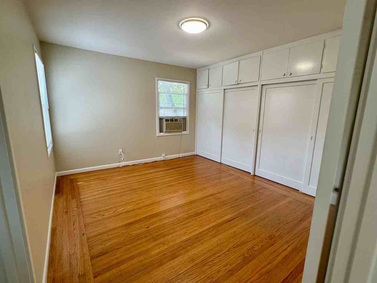 1469 5th St - Photo 3 of 11