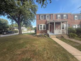 200 Willow Ave - Photo 1 of 1