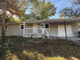 featured image of 5 Hillside Dr