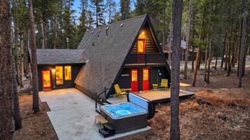 featured image of 293 Regal Cir