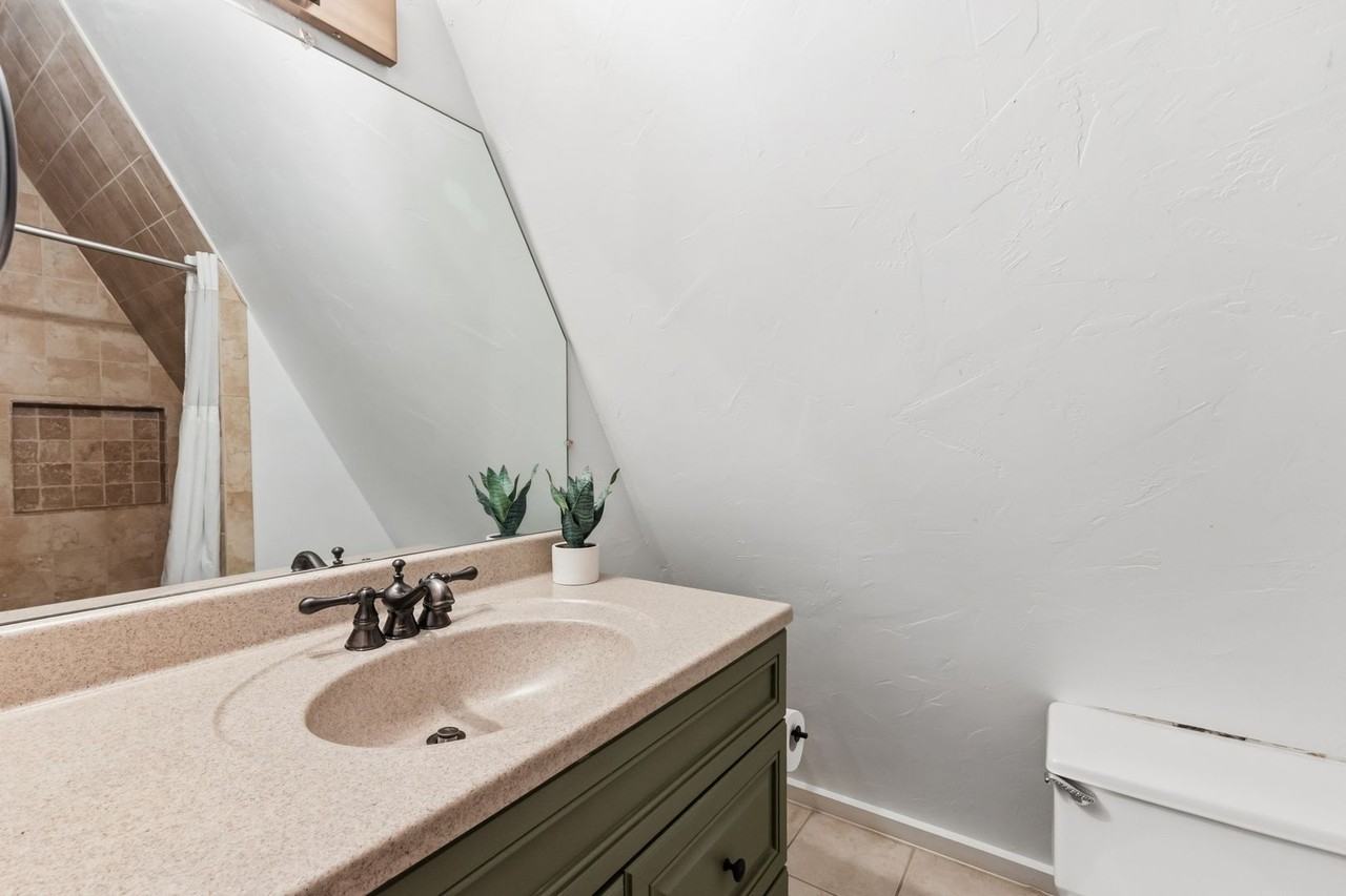 293 Regal Cir - Photo 5 of 32