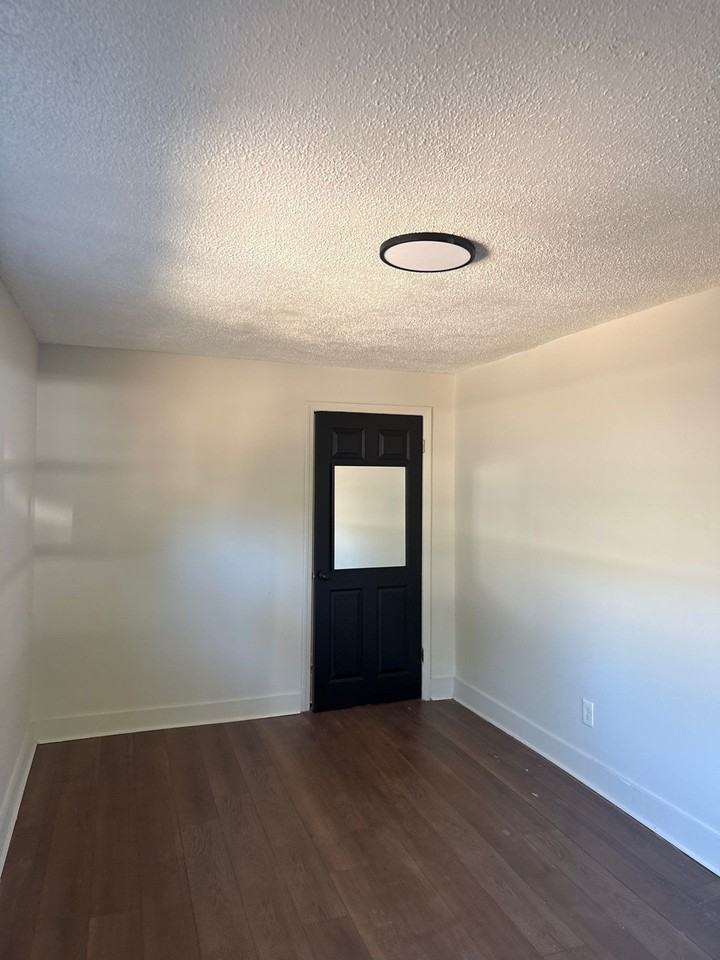 327 Baxter Avenue - Covington TN - Photo 7 of 9
