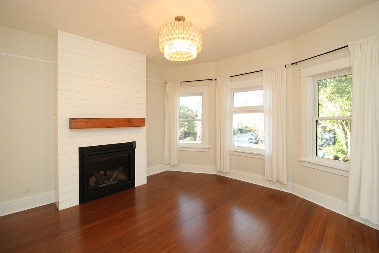 4106 Ne 10th Ave - Photo 4 of 32