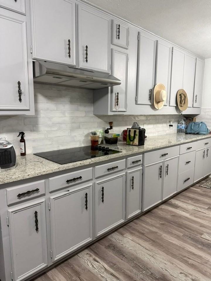 2422 Axminster Dr - Photo 3 of 22