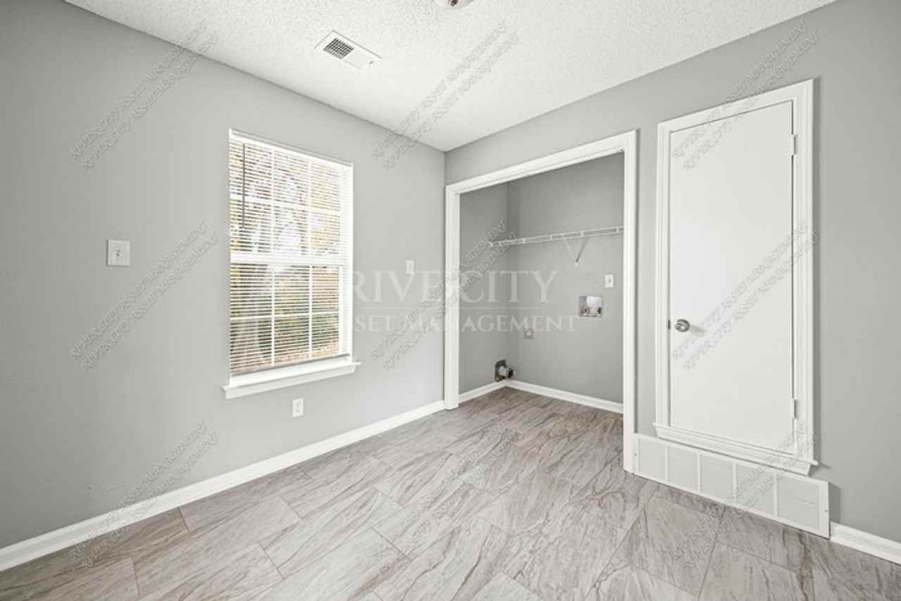 2516 Wellons Ave - Photo 6 of 13