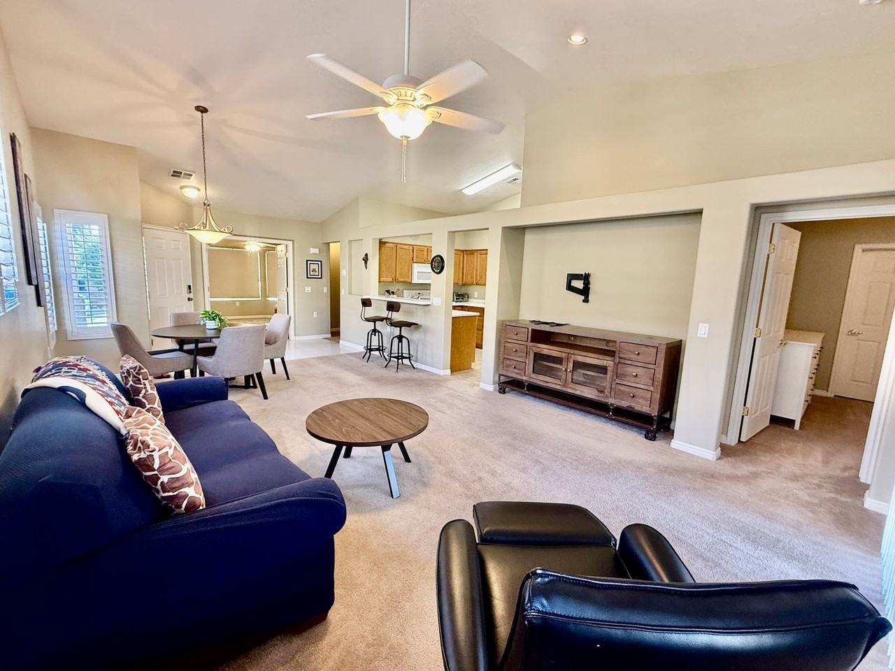 4532 Cold River Dr - Photo 4 of 24