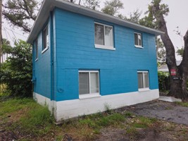featured image of 760 1/2 17th Ave S