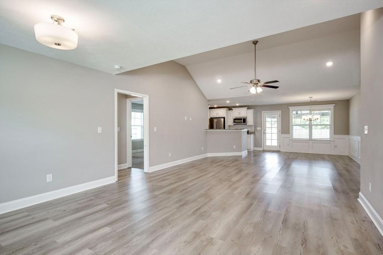 333 Wood Fall Ct #DUKE - Photo 3 of 25