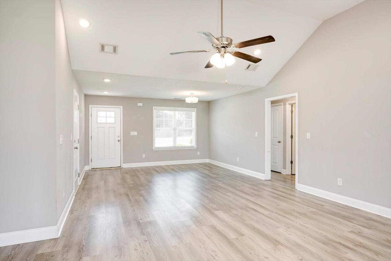 333 Wood Fall Ct #DUKE - Photo 6 of 25