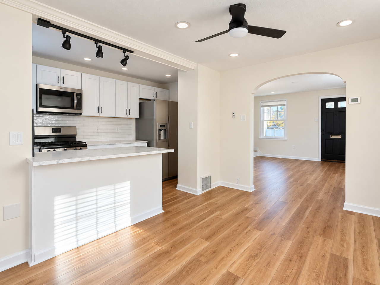 329 Holmes Rd - Photo 7 of 25