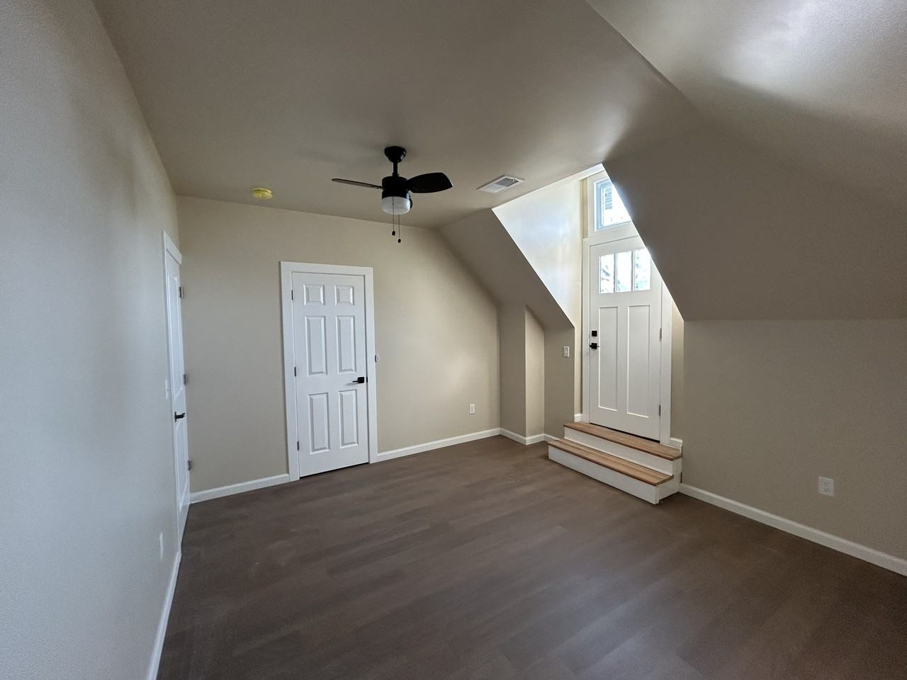 220 Grant Street - Photo 2 of 7