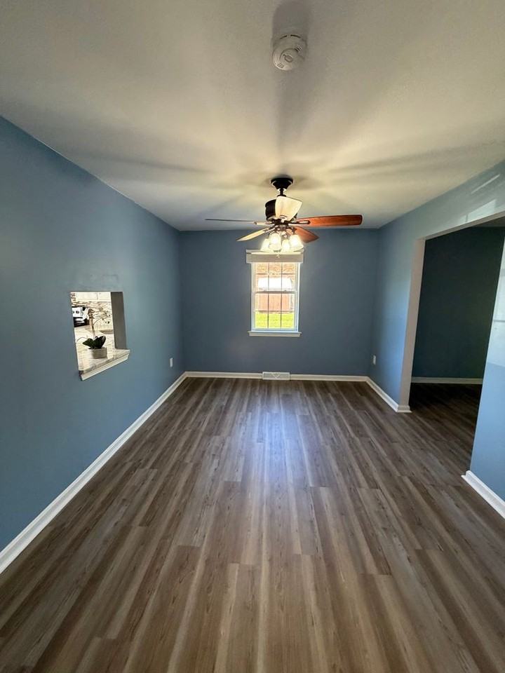 1919 Andre Ct - Photo 4 of 11