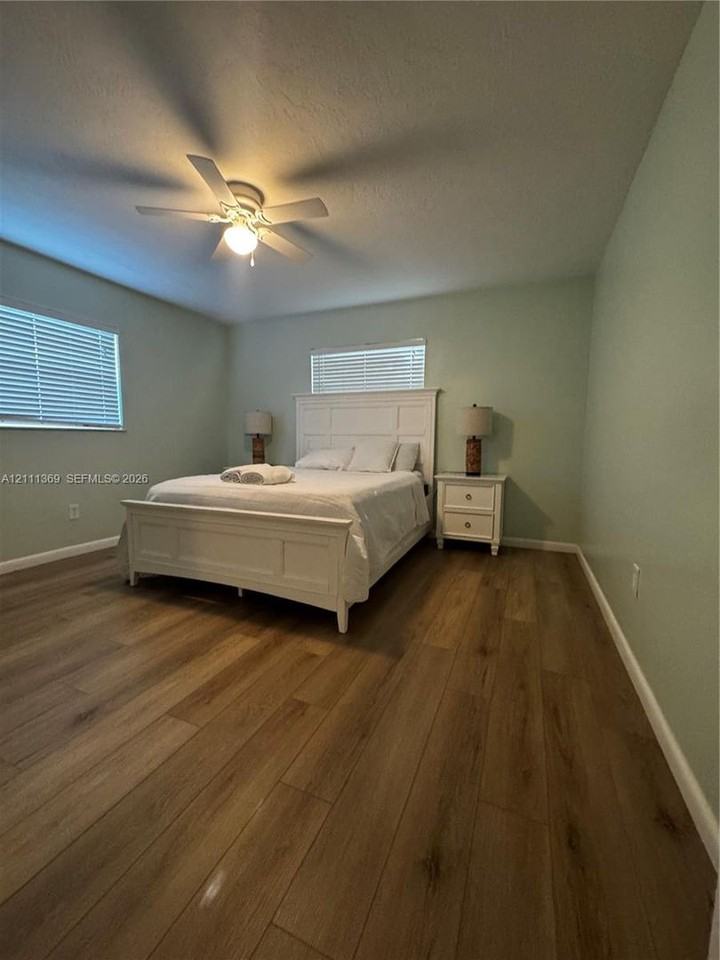 6674 Boston Dr - Photo 7 of 13
