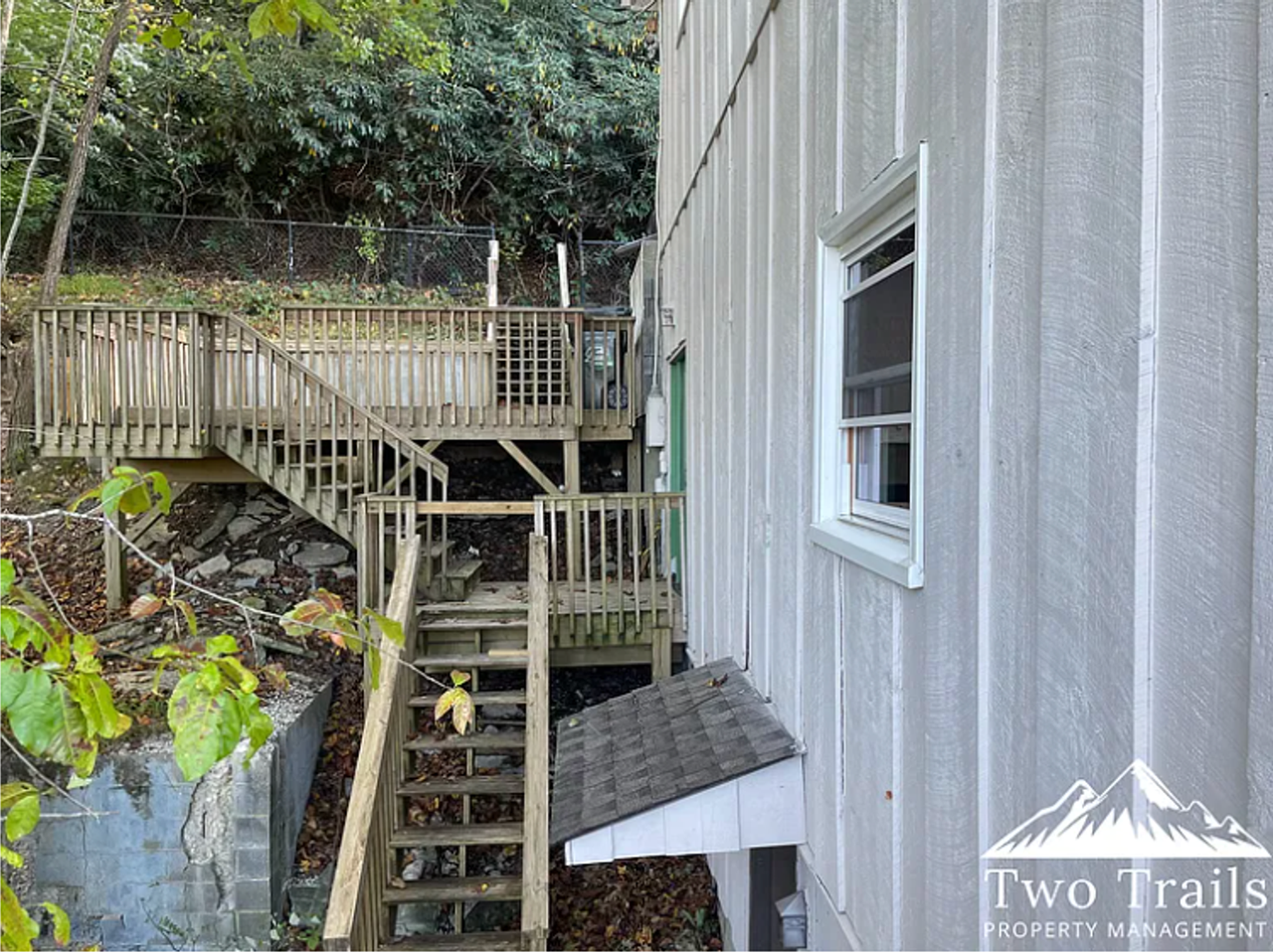 2080 Azalea Ridge Rd - Photo 3 of 15