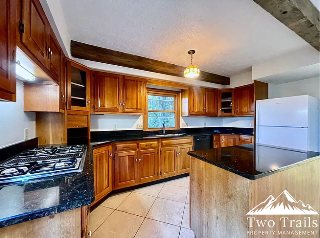 2080 Azalea Ridge Rd - Photo 6 of 15