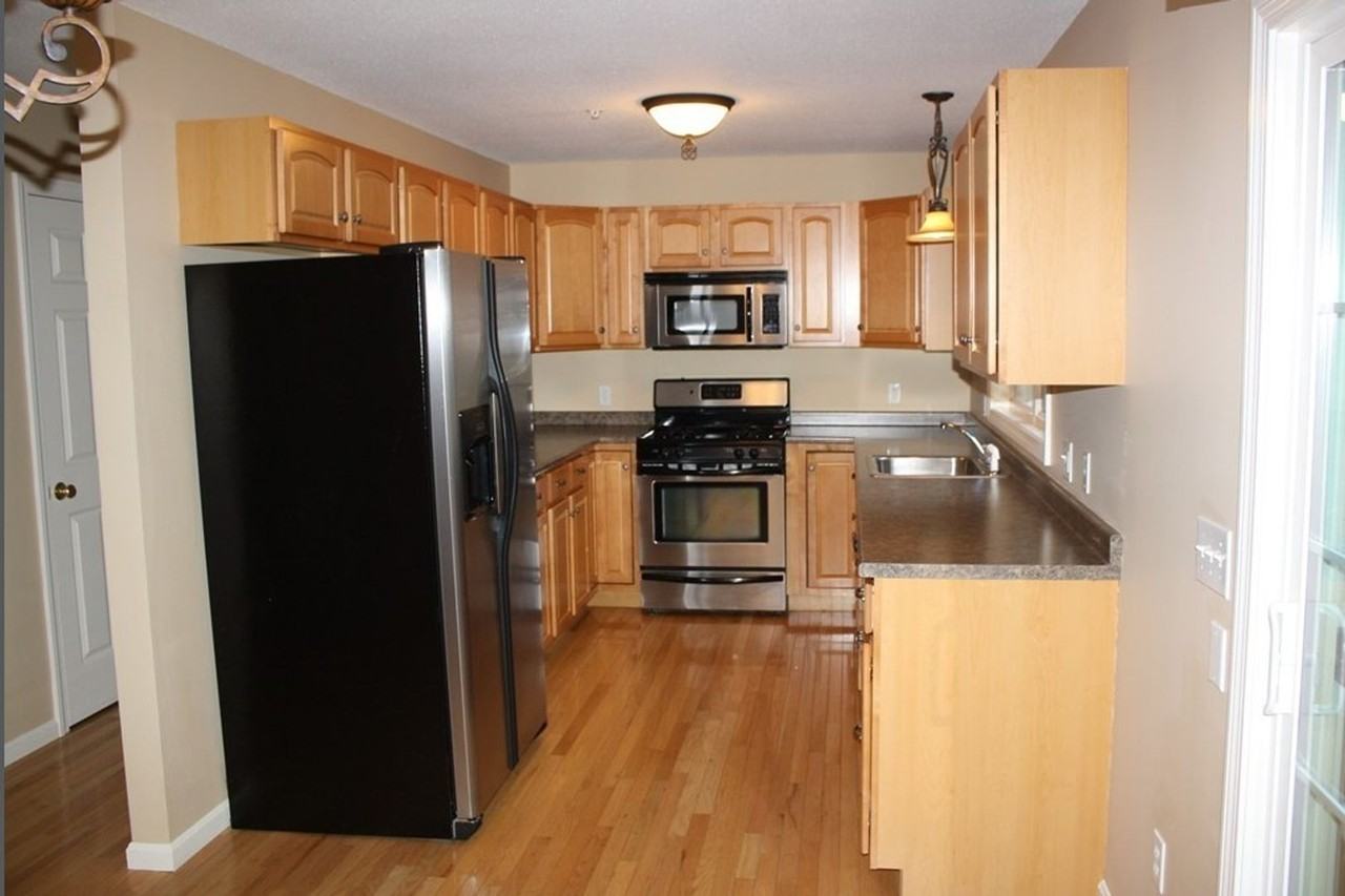 1401 Pawtucket Blvd - Photo 5 of 16