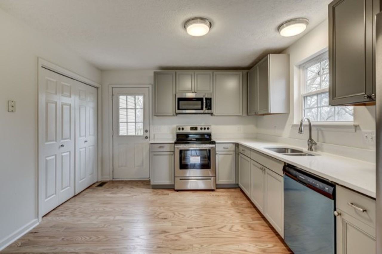 1423B Mcalpine Ave - Photo 6 of 19