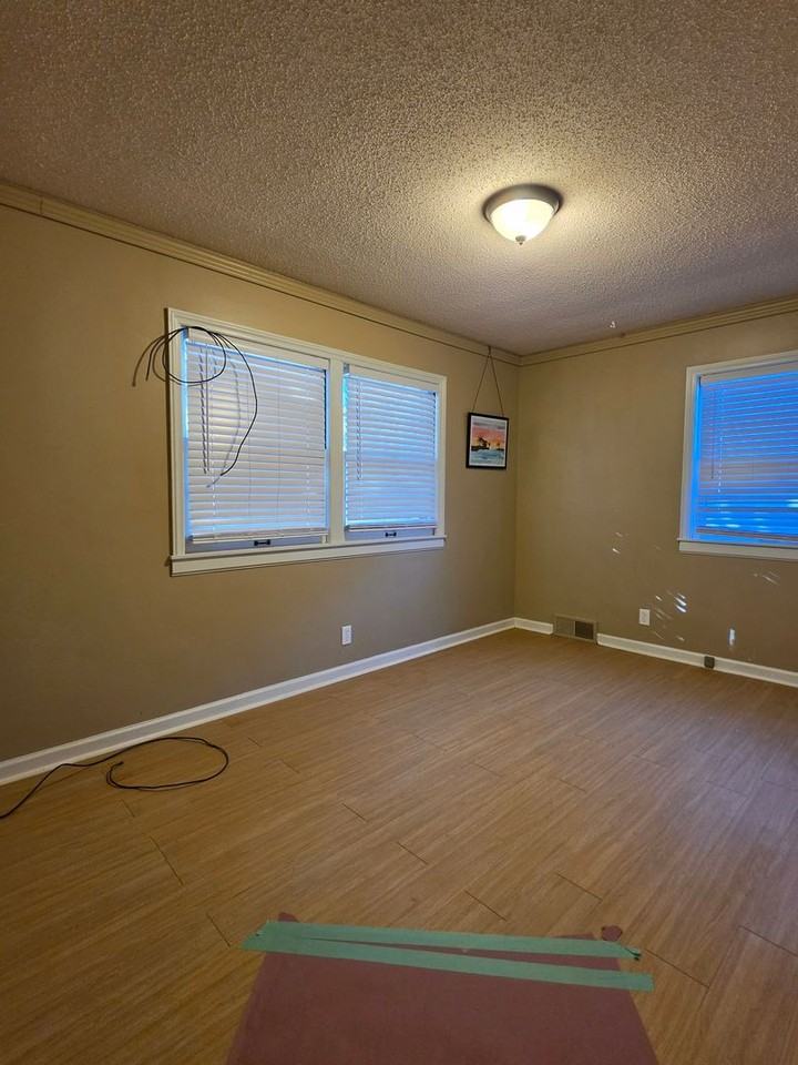 708 Ninde St - Photo 4 of 28