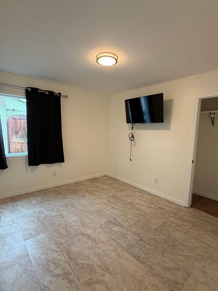 1641 W Buena Vista Ave #ADU - Photo 4 of 8