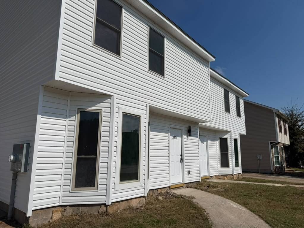 3592 North Hopkins Court - Photo 3 of 25