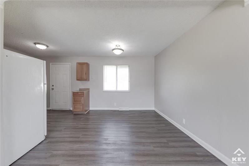 3020 W May St - Photo 5 of 27