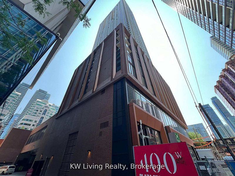 400 King St W - Photo 3 of 12