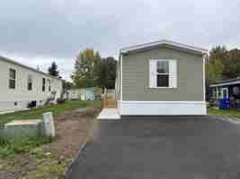 featured image of 39 Del Ct W