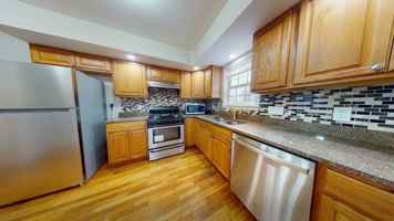 featured image of 37 Juniper St #37-1
