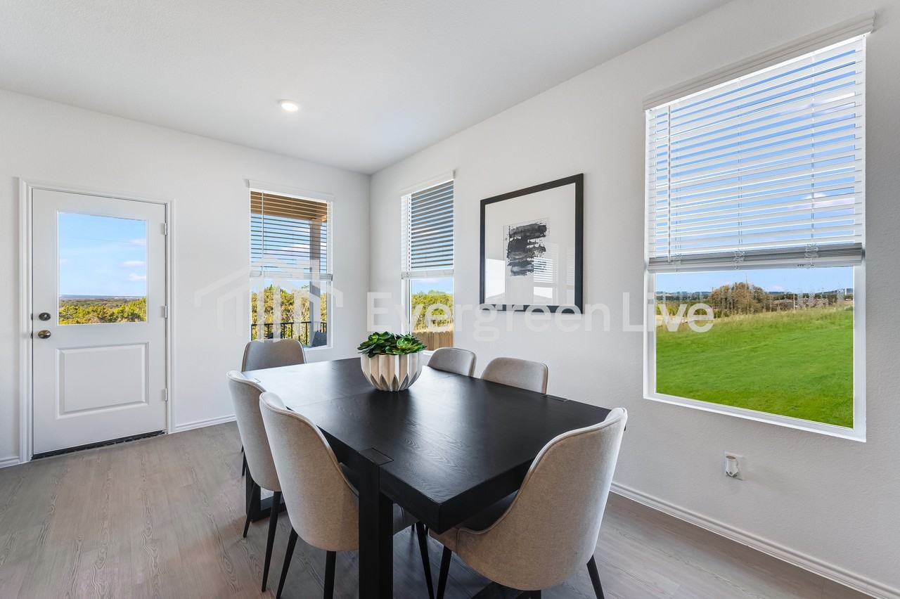 233 Maegans Way - Photo 7 of 19