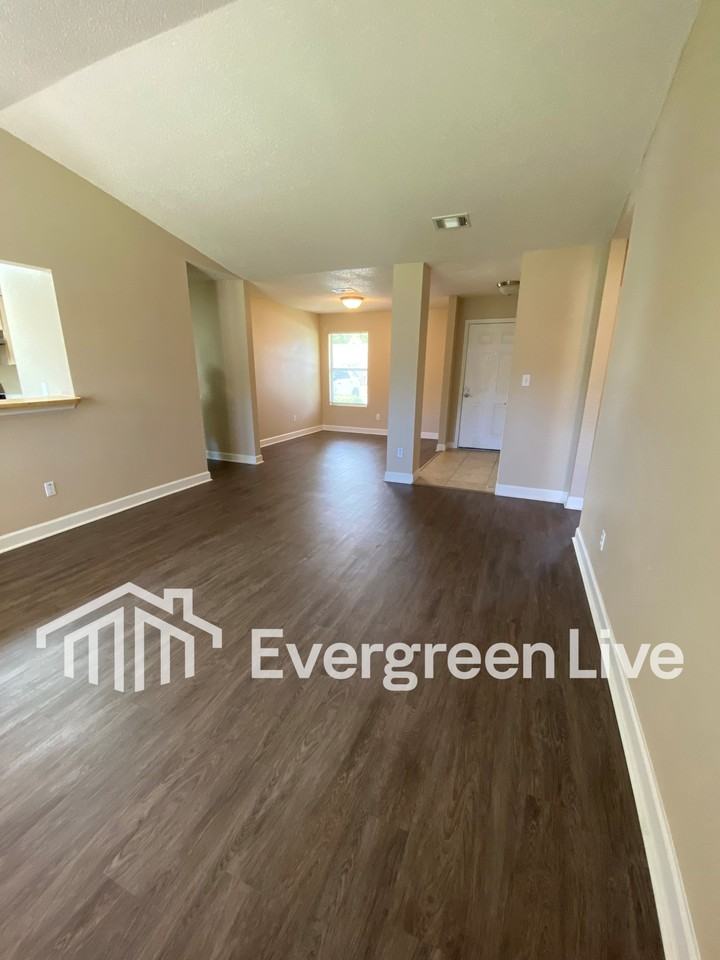 27 Arva Ct - Photo 6 of 16