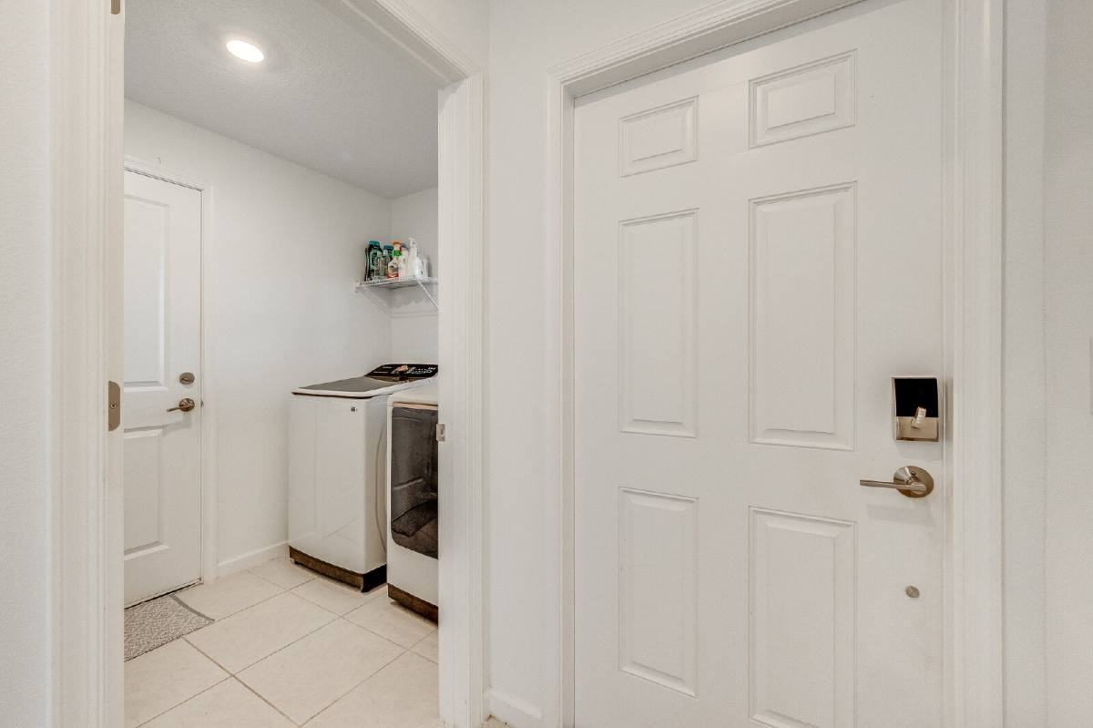 1328 Colebrook Cir Sw - Photo 6 of 20