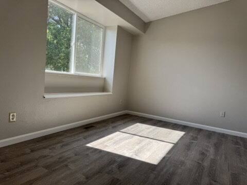 600 Blossom Field Rd - Photo 3 of 10