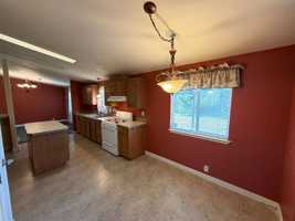featured image of 322 Emerald Dr
