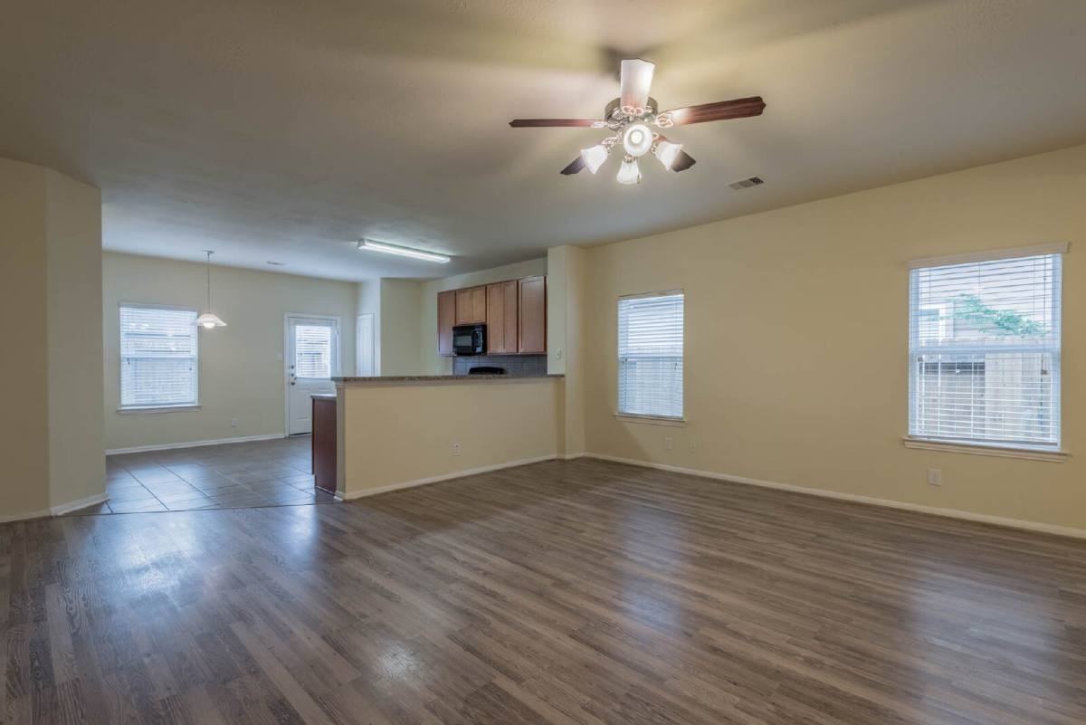 17407 Blackstone Trails Dr - Photo 5 of 17