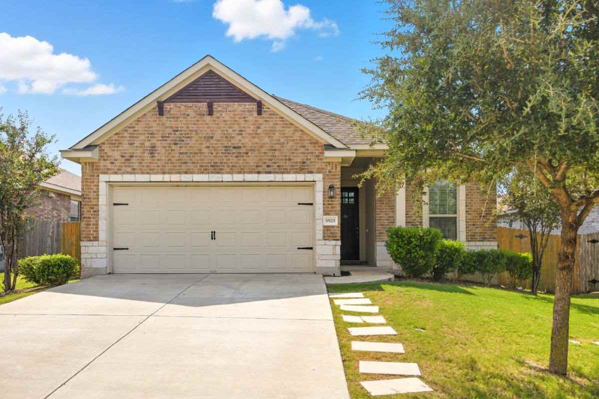 5925 Malta Cir - Photo 4 of 20