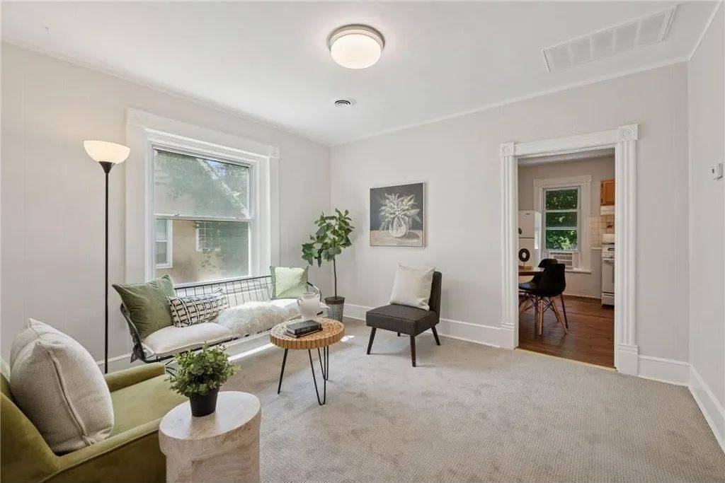 2636 Jackson St Ne #2 - Photo 5 of 10