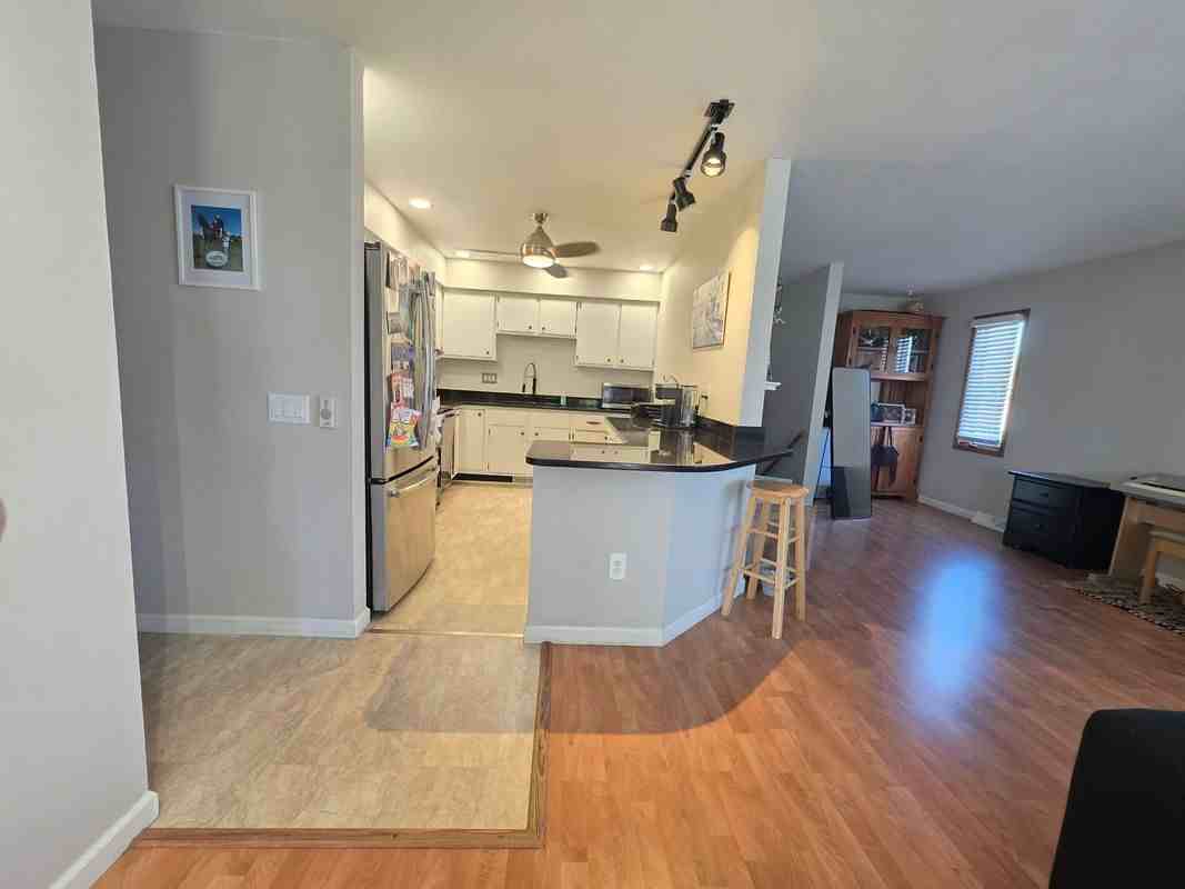 5609 University Ave - Photo 7 of 15