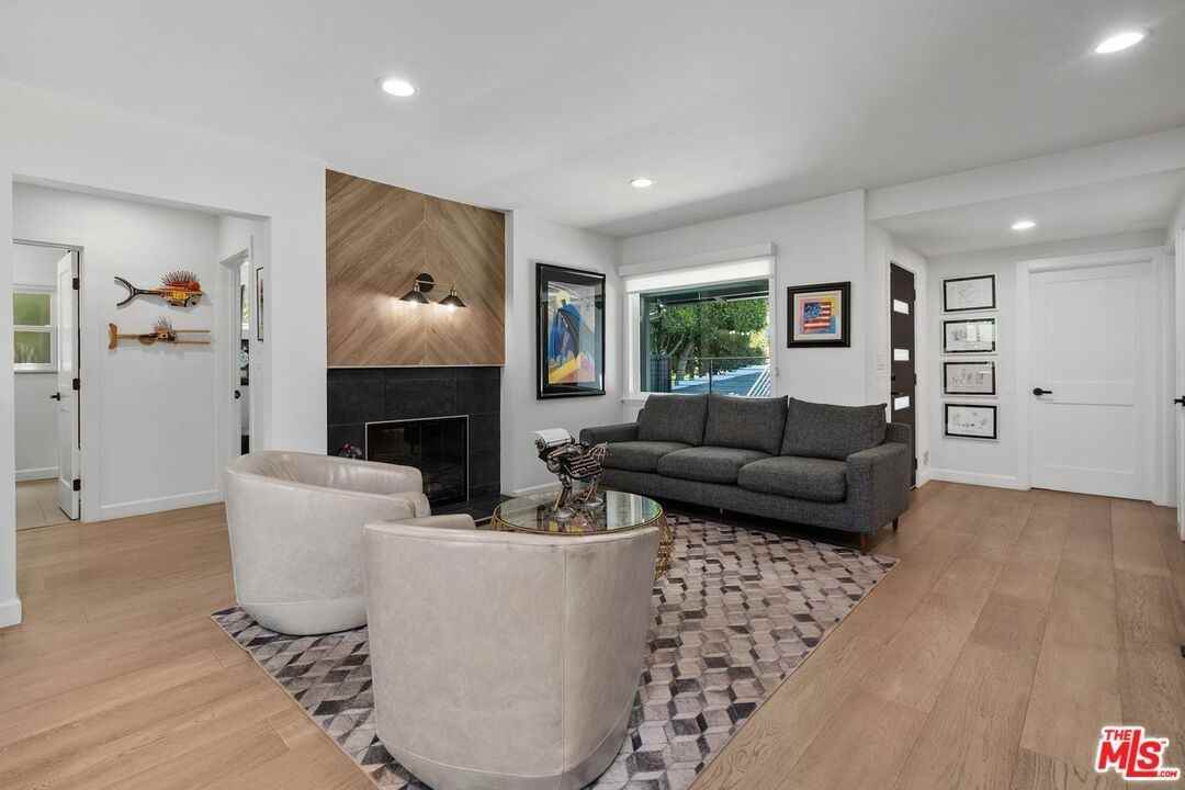 3304 Shelby Dr - Photo 5 of 33