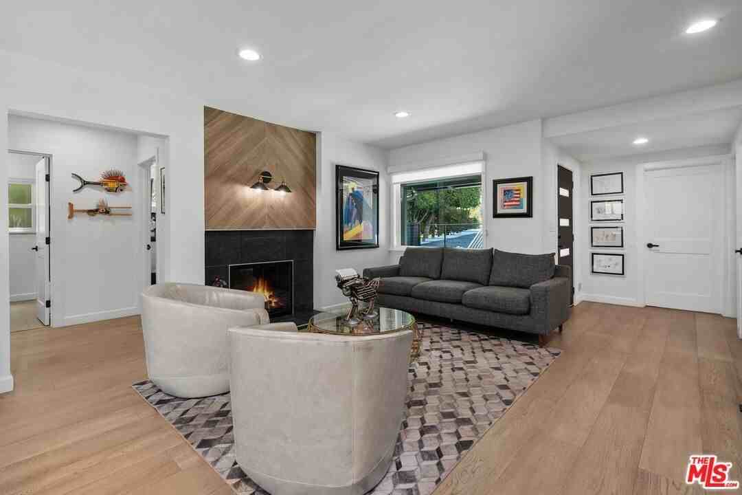 3304 Shelby Dr - Photo 6 of 33