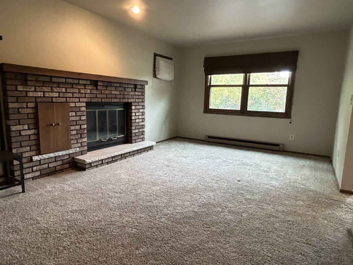 1120 Brittany Ct #79 - Photo 4 of 10