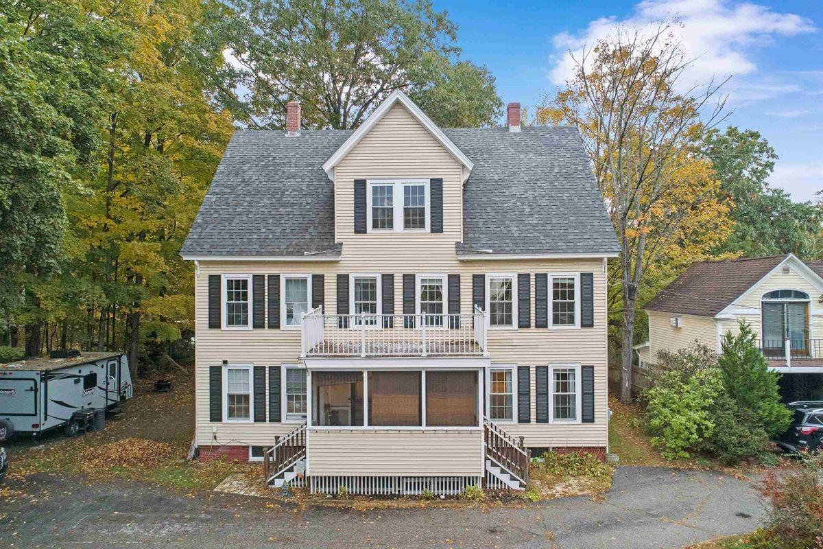 2 Beacon Ct - Photo 2 of 28
