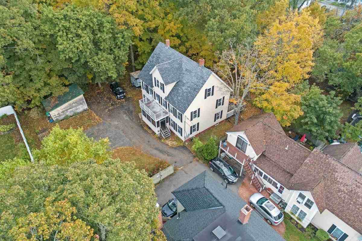 2 Beacon Ct - Photo 3 of 28