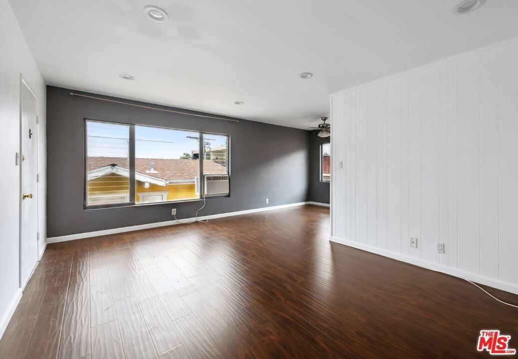 7550 Fountain Ave ##10 - Photo 5 of 12
