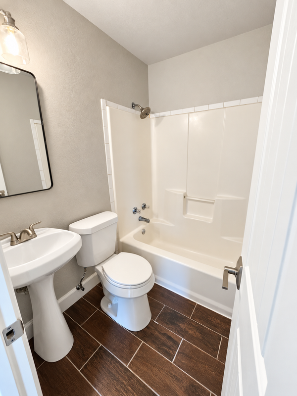 314 W Lincoln Ave - Photo 6 of 15