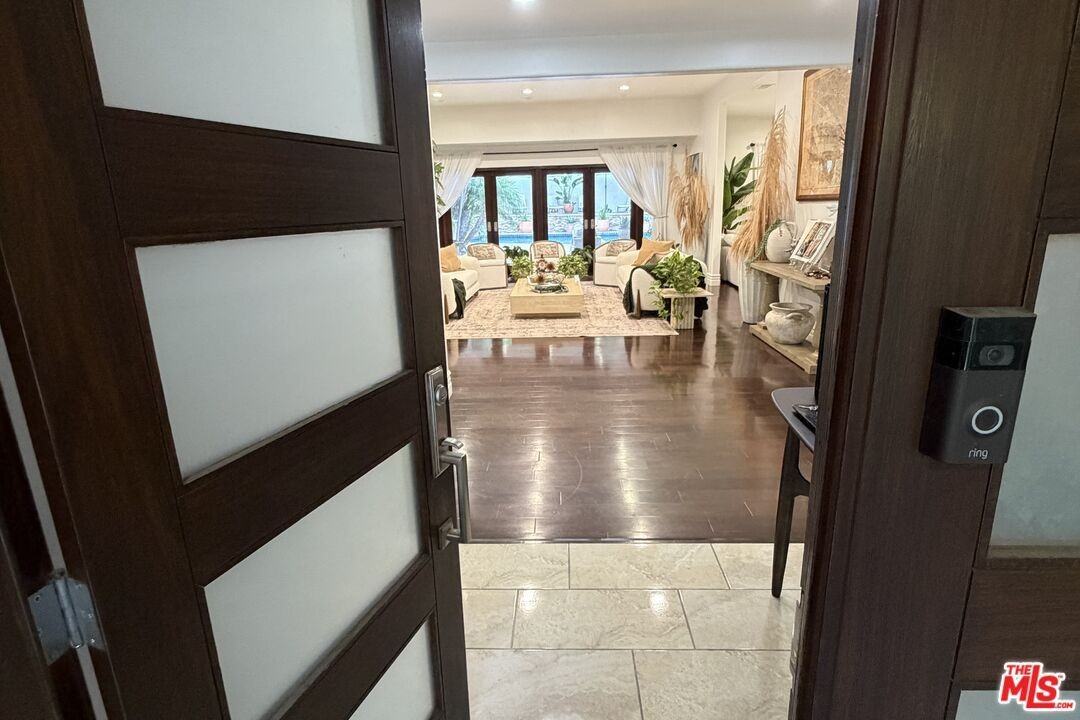 1727 San Ysidro Dr - Photo 2 of 38