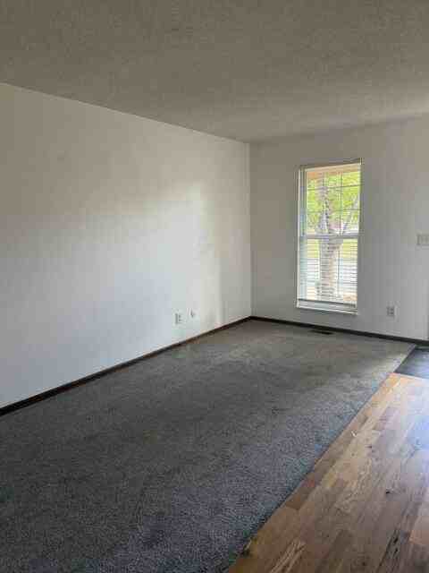19805 E Bethany Dr - Photo 3 of 10