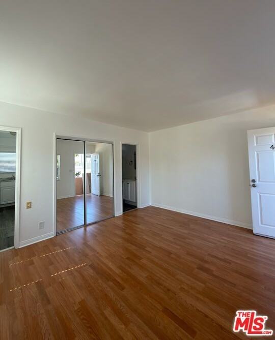 4277 Colbath Ave - Photo 5 of 15